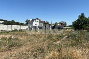 Фото №1: Участок садоводство - ТСН СНТ Озёрное, ул. Янтарная, 140