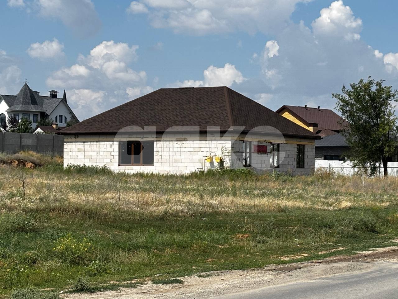 Фото №2: Дом 156 м² + 7 сот. - Царицын, мкр. квартал ВЗБТ, ул. Сторожевая