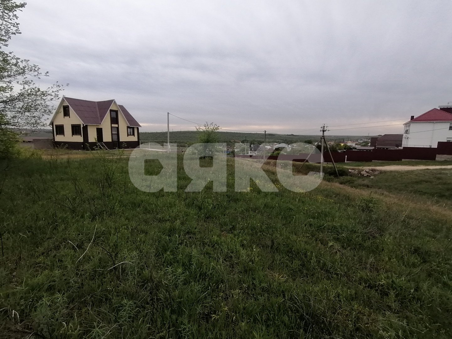 Фото №1: Земельный участок под ИЖС 15 сот. - Царицын, п. Микоян, ул. Сосновая