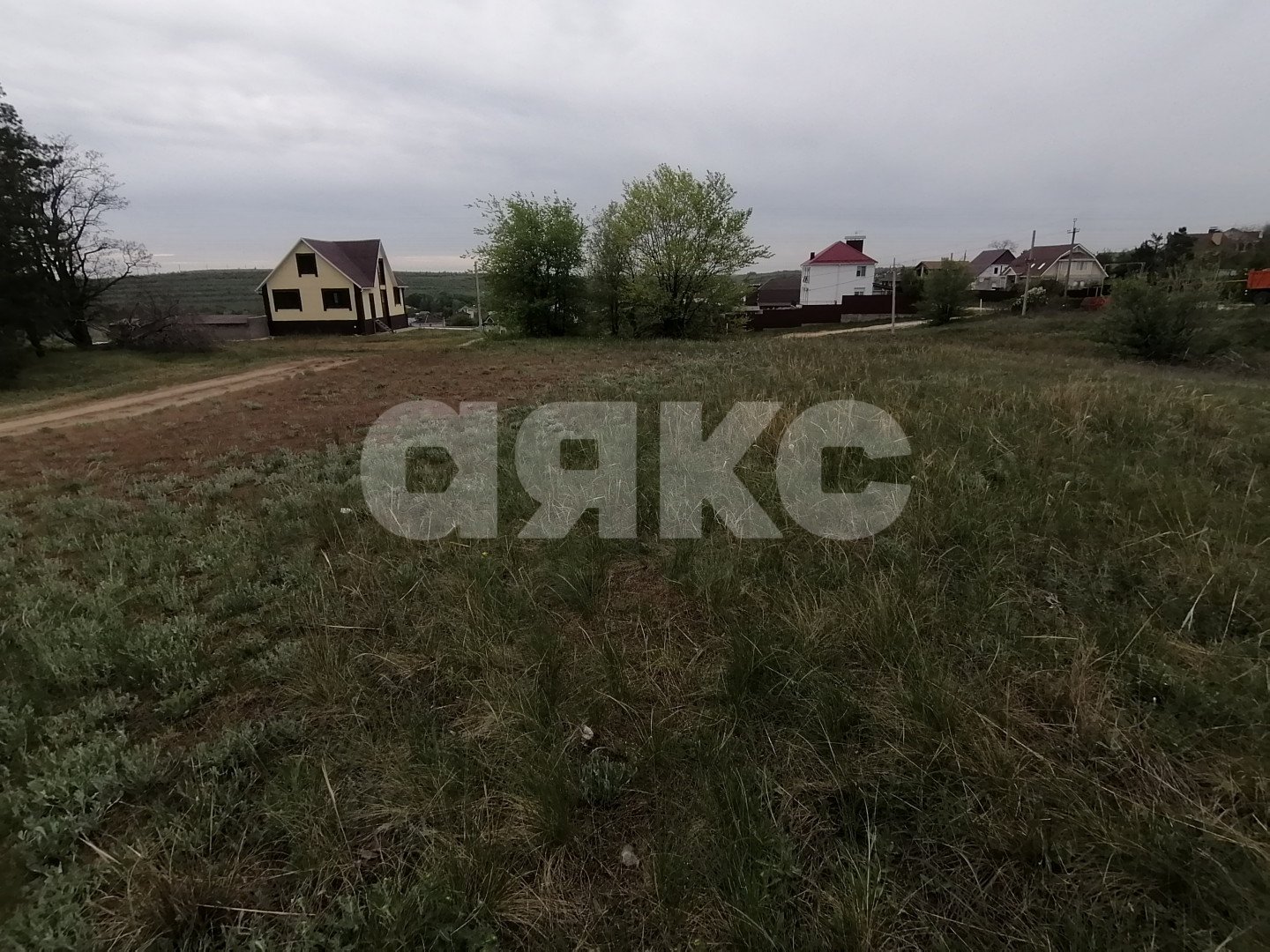 Фото №2: Земельный участок под ИЖС 15 сот. - Царицын, п. Микоян, ул. Сосновая