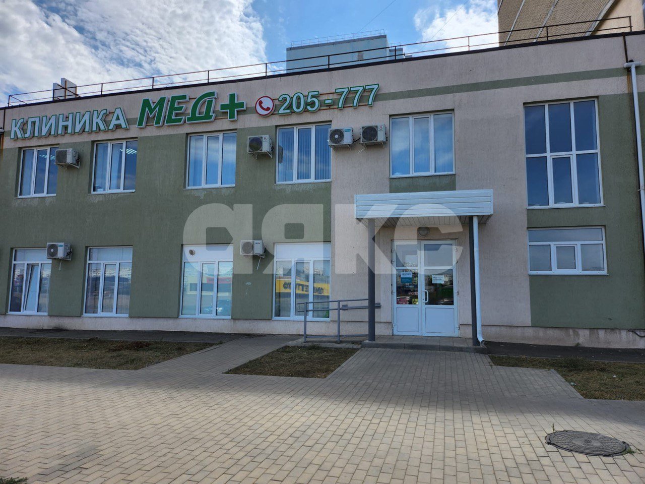 Фото №2: Коммерция 494 м² - Волжский, мкр. 38-й, ул. Волжской Военной Флотилии, 62